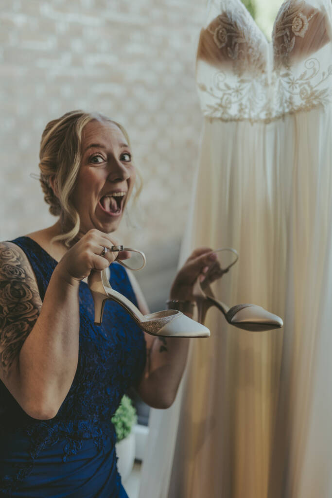 Brautpaar im Sonnenuntergang bei der Hochzeit am Averdunkshof in Neukirchen-Vluyn
